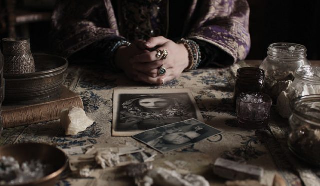 Resimle Yapılan Büyü